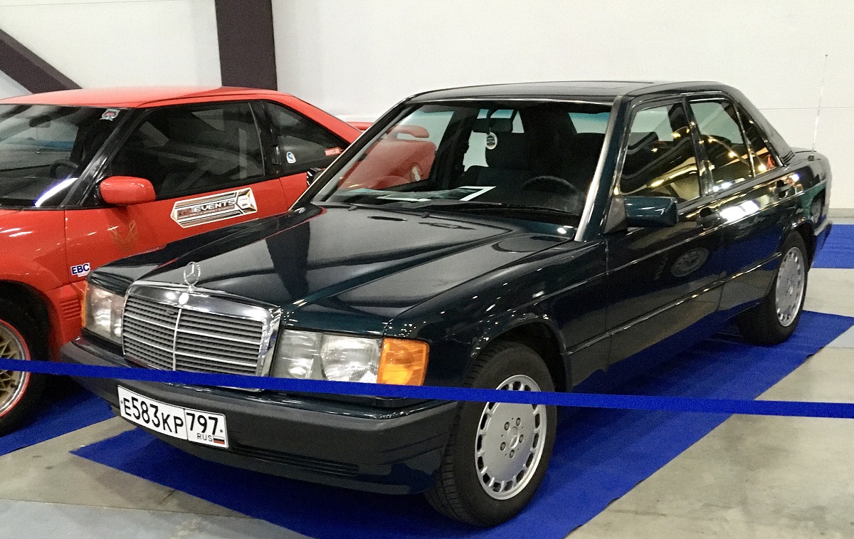 Москва, № Е 583 КР 797 — Mercedes-Benz (W201) '82-93; Санкт-Петербург — Олдтаймер-Галерея Ильи Сорокина