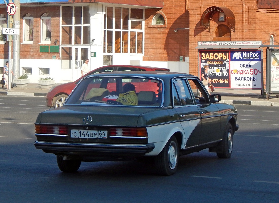 Самарская область, № С 144 ВМ 64 — Mercedes-Benz (W123) '76-86