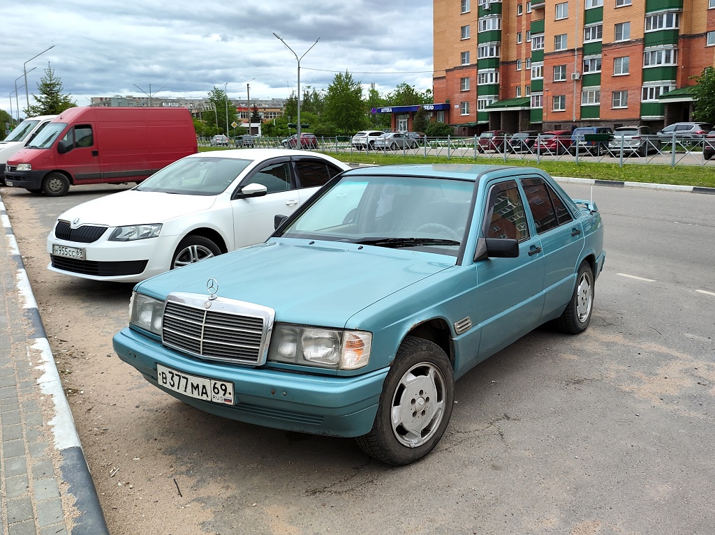 Тверская область, № В 377 МА 69 — Mercedes-Benz (W201) '82-93