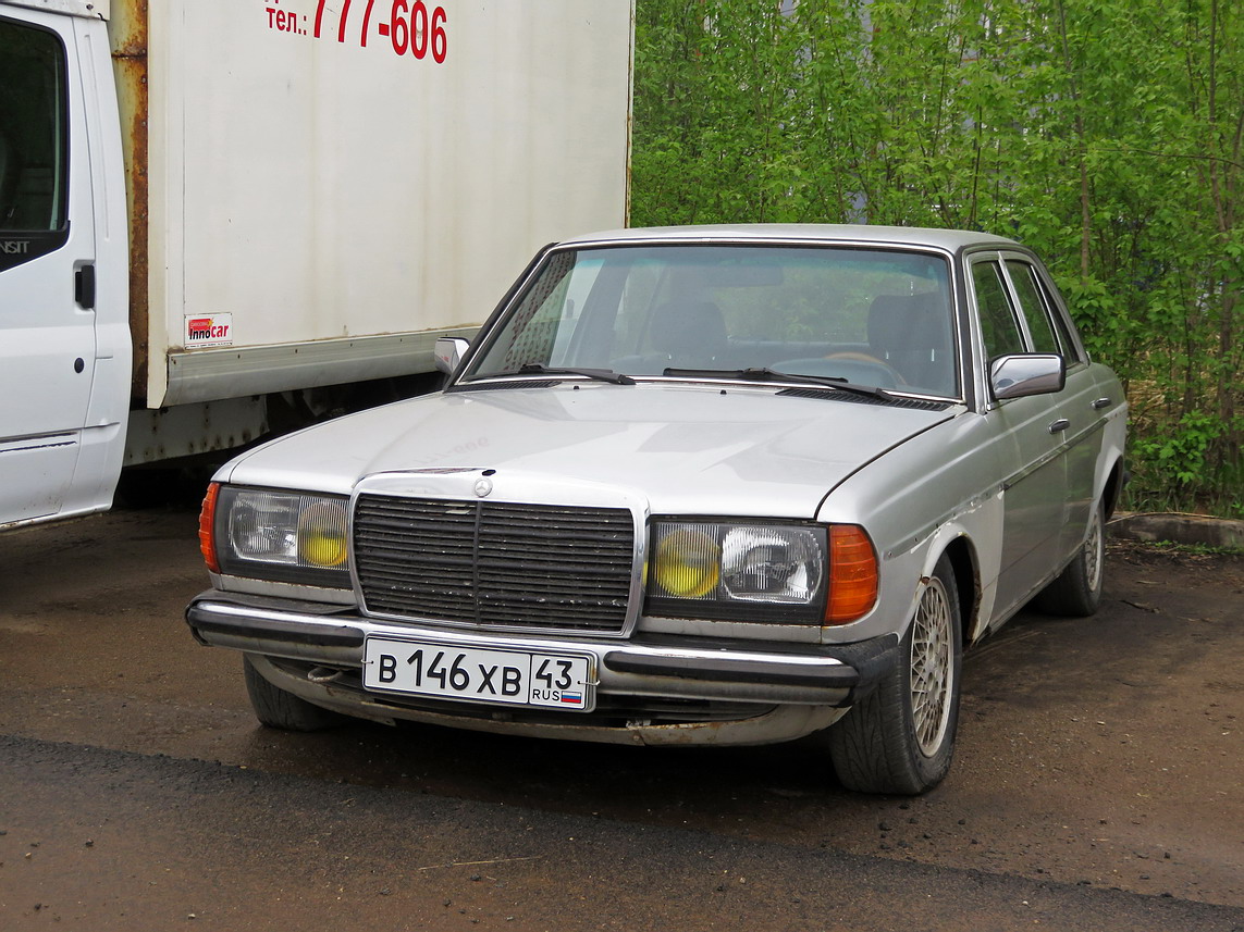 Кировская область, № В 146 ХВ 43 — Mercedes-Benz (W123) '76-86