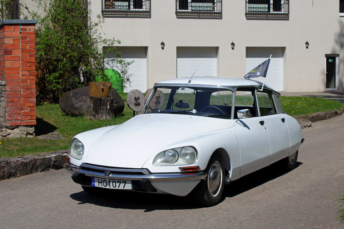 Литва, № H01077 — Citroën DS/ID (Общая модель); Литва — Eugenijau, mes dar važiuojame 10