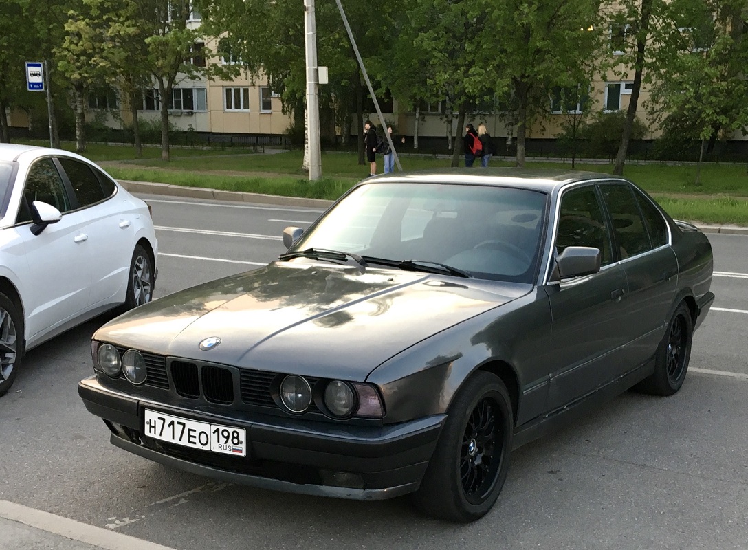 Санкт-Петербург, № Н 717 ЕО 198 — BMW 5 Series (E34) '87-96
