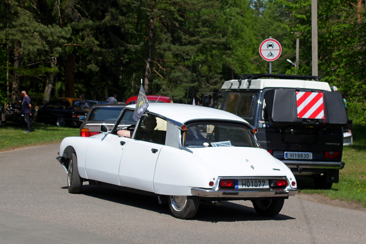 Литва, № H01077 — Citroën DS/ID (Общая модель); Литва — Eugenijau, mes dar važiuojame 10