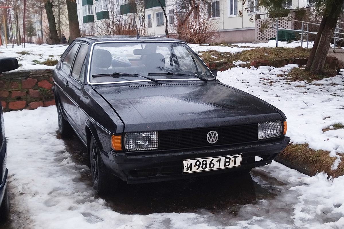 Витебская область, № И 9861 ВТ — Volkswagen Passat (B1) '73-80