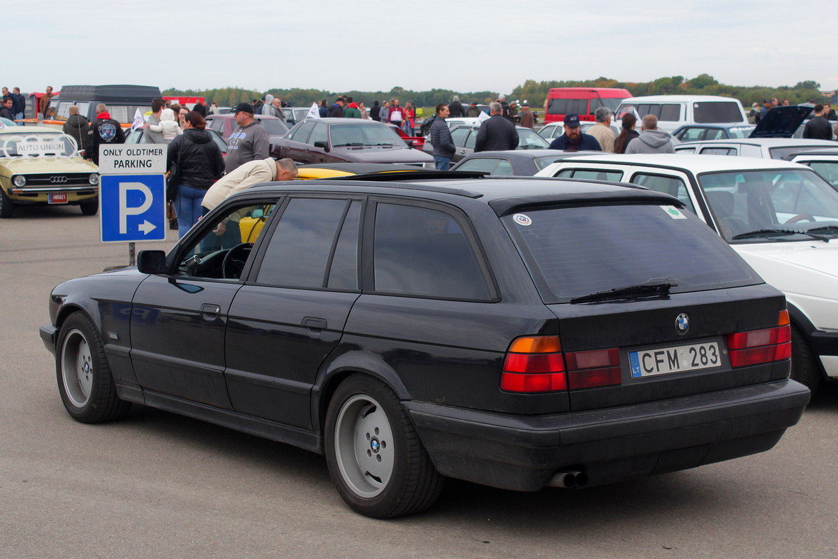 Литва, № CFM 283 — BMW 5 Series (E34) '87-96; Литва — Retro mugė 2022 ruduo