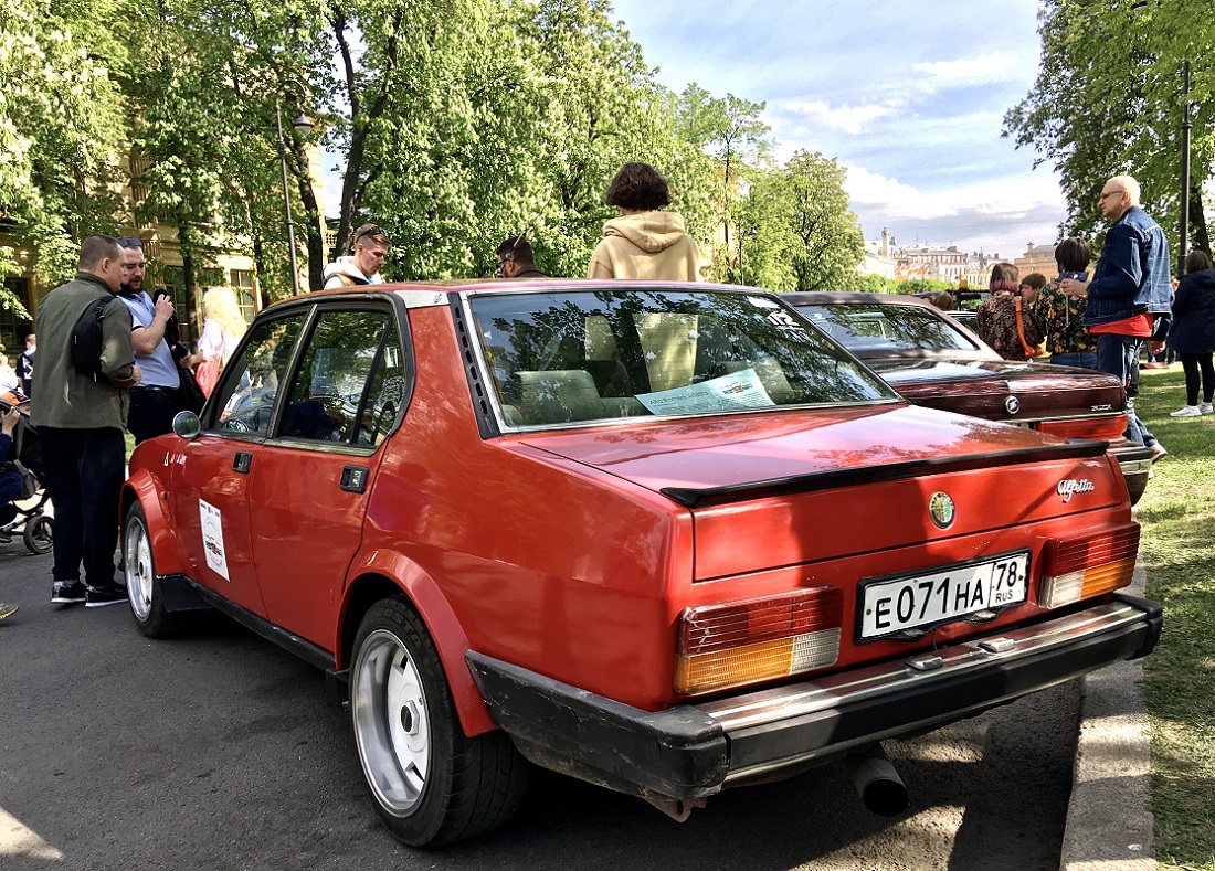 Санкт-Петербург, № Е 071 НА 78 — Alfa Romeo Alfetta GT/GTV/GTV6 '74-87; Санкт-Петербург — "Международный транспортный фестиваль "SPb TransportFest 2023"