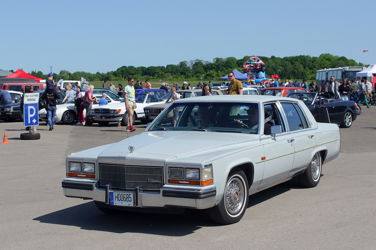 Литва, № H00685 — Cadillac Brougham '90-92; Литва — Retro mugė 2023