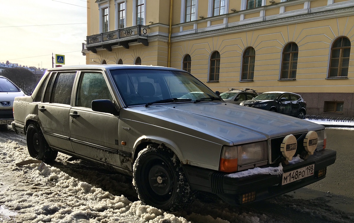 Санкт-Петербург, № М 148 РО 198 — Volvo 740 '84-92