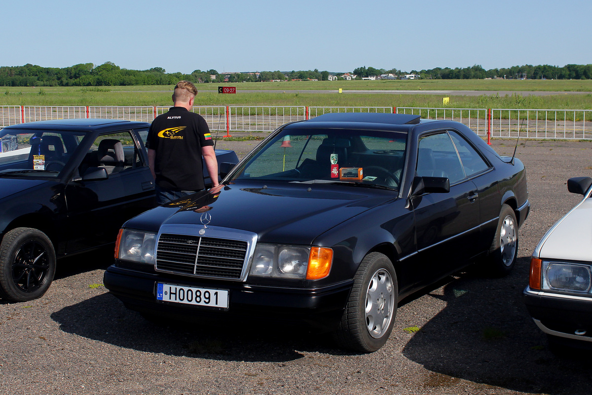 Литва, № H00891 — Mercedes-Benz (C124) '87-96; Литва — Retro mugė 2023