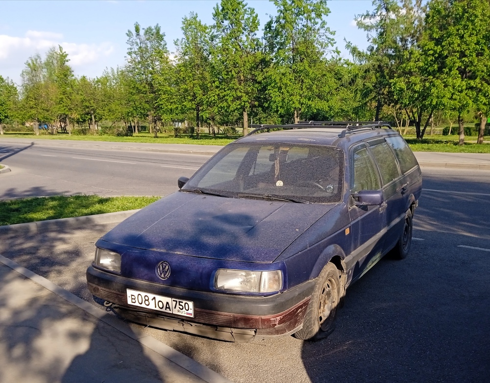 Московская область, № В 081 ОА 750 — Volkswagen Passat (B3) '88-93