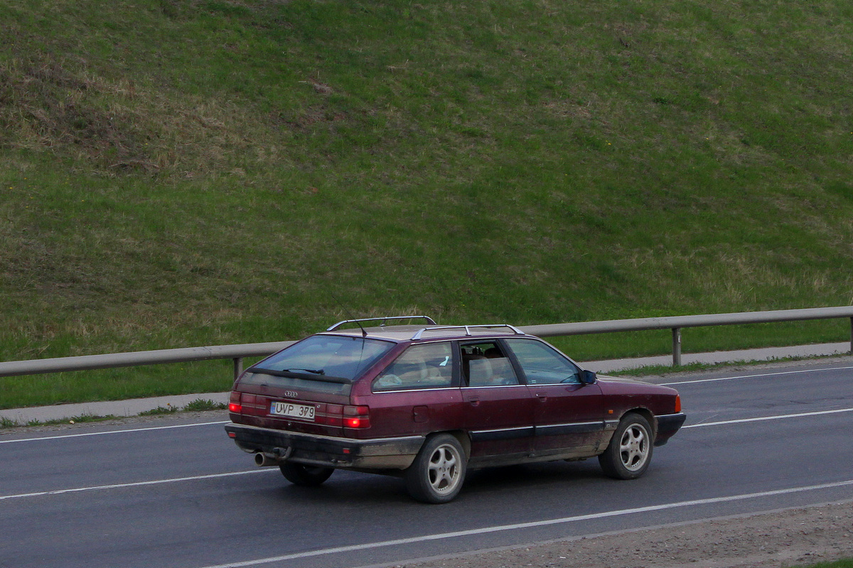 Литва, № UVP 379 — Audi 100 Avant (C3) '82-91