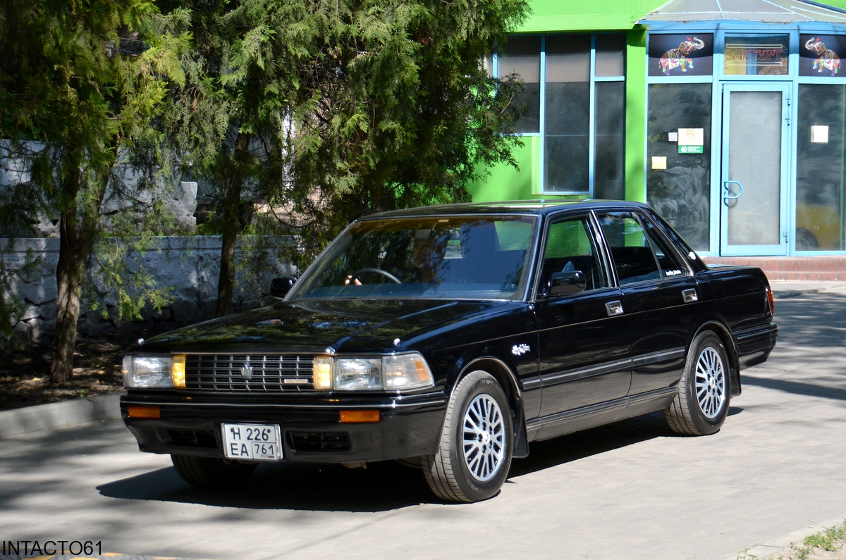 Ростовская область, № Н 226 ЕА 761 — Toyota Crown (S130) '87-91; Ростовская область — Retro Motor Show_2023_Май