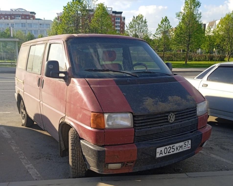 Орловская область, № А 025 КМ 57 — Volkswagen Typ 2 (T4) '90-03