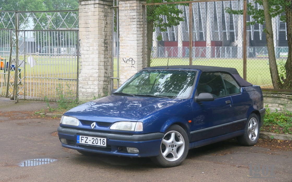 Латвия, № FZ-2016 — Renault 19 (X53) '92–99