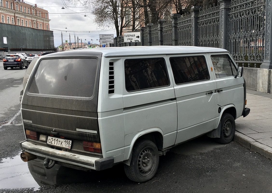 Санкт-Петербург, № О 211 ТК 198 — Volkswagen Typ 2 (Т3) '79-92