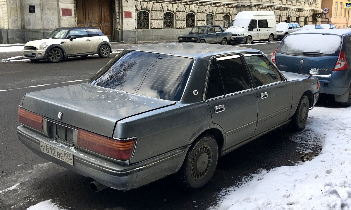 Санкт-Петербург, № У 812 ВЕ 93 — Toyota Crown (S130) '87-91