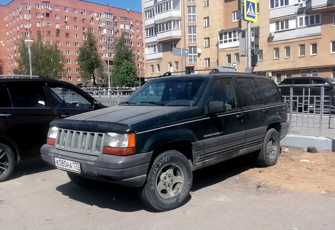 Белгородская область, № Е 080 НА 177 — Jeep Grand Cherokee (ZJ) '92-98