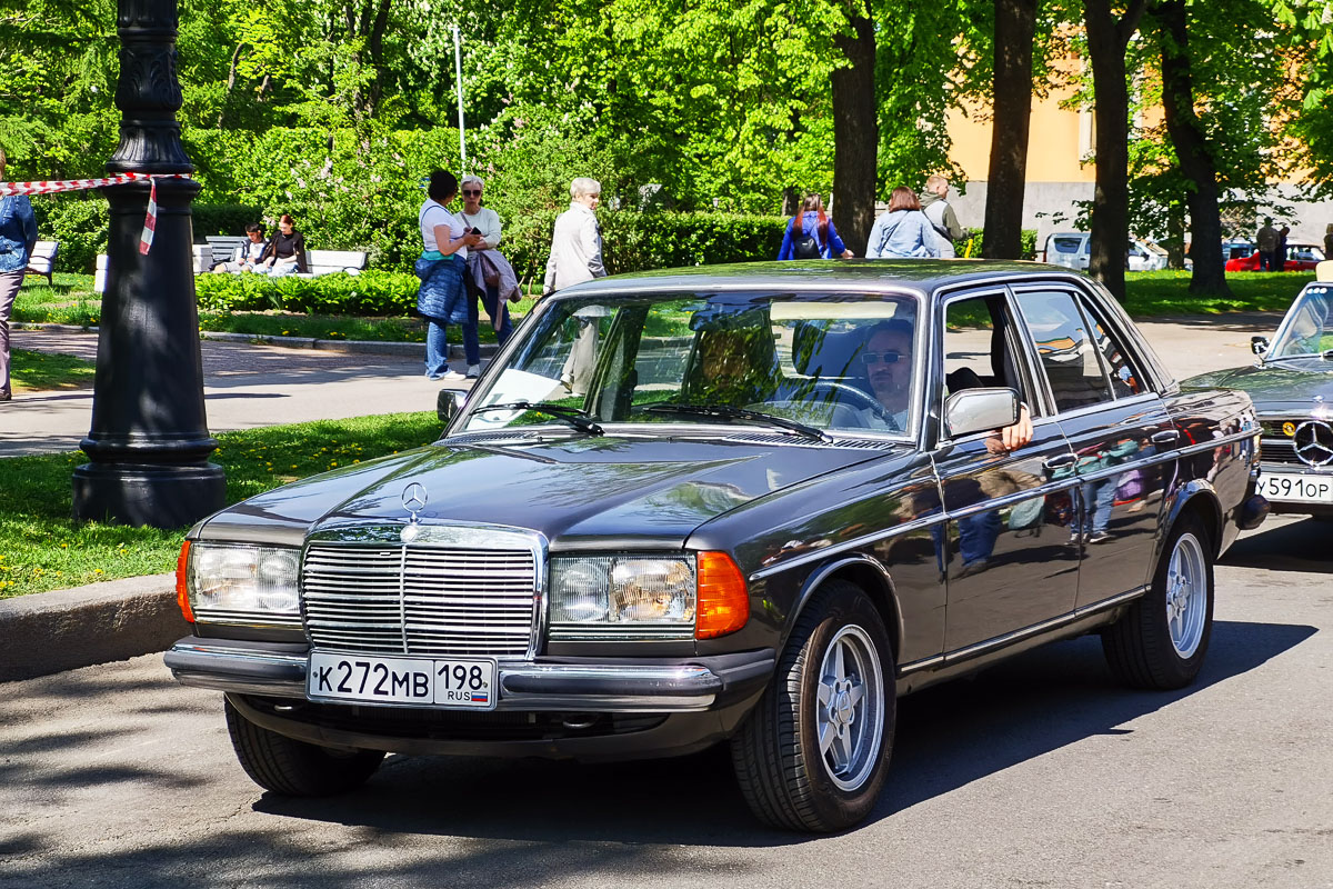 Санкт-Петербург, № К 272 МВ 198 — Mercedes-Benz (W123) '76-86; Санкт-Петербург — Международный транспортный фестиваль "SPb TransportFest 2023"