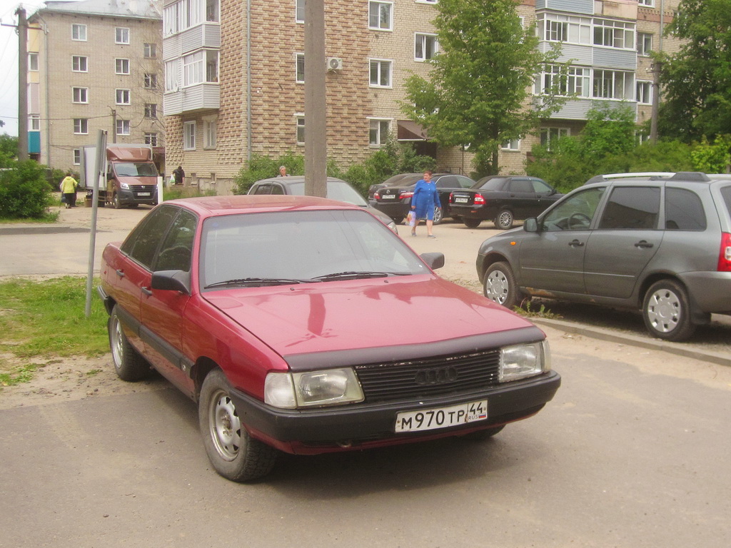 Костромская область, № М 970 ТР 44 — Audi 100 (C3) '82-91