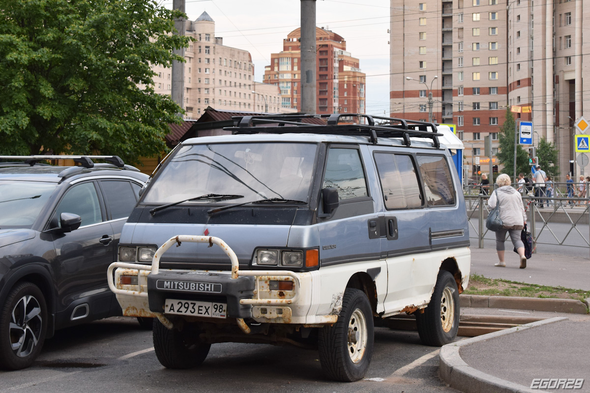 Санкт-Петербург, № А 293 ЕХ 98 — Mitsubishi Delica (3G) '86-99