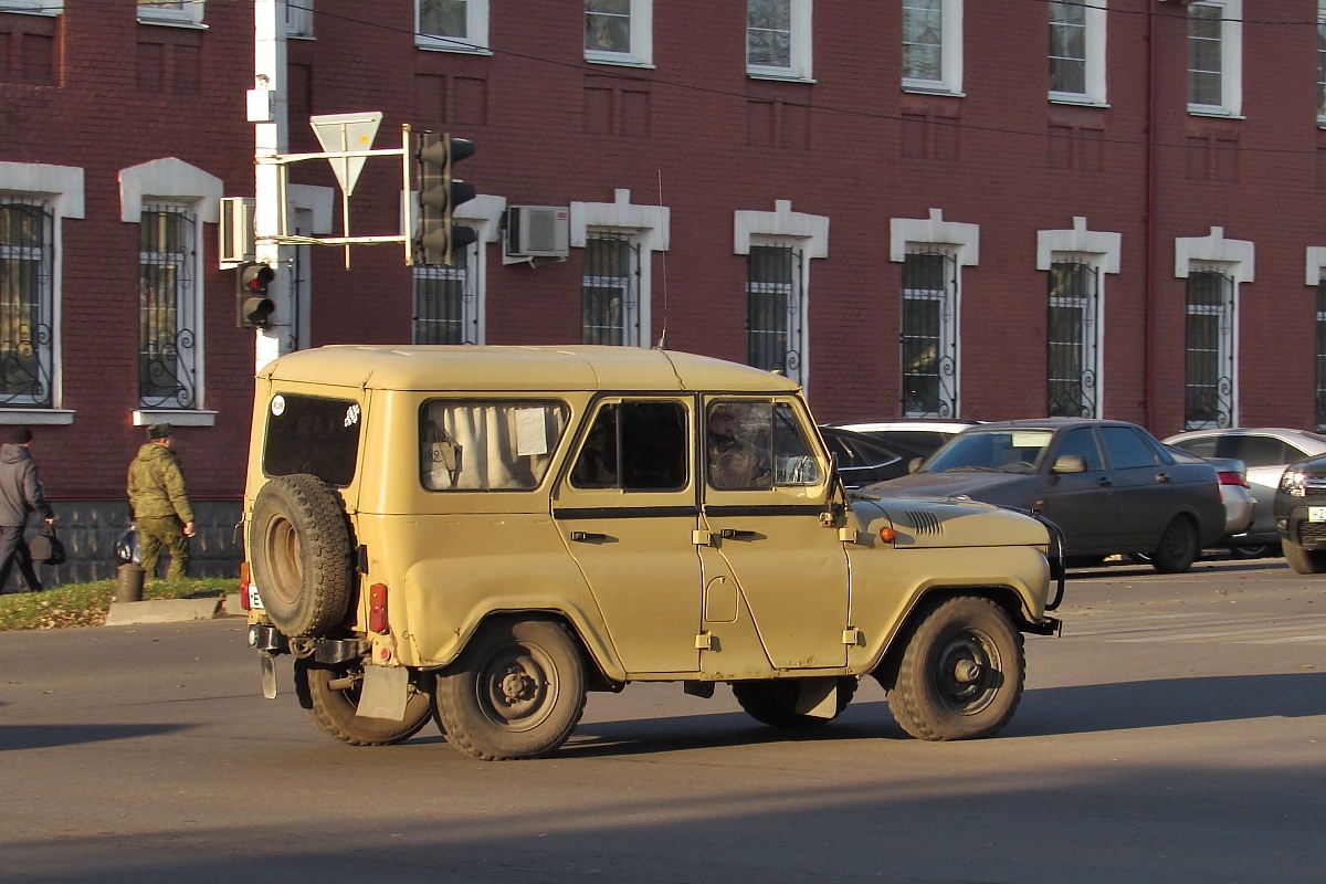 Тамбовская область, № Е 411 ЕХ 68 — УАЗ-31519 '96-03