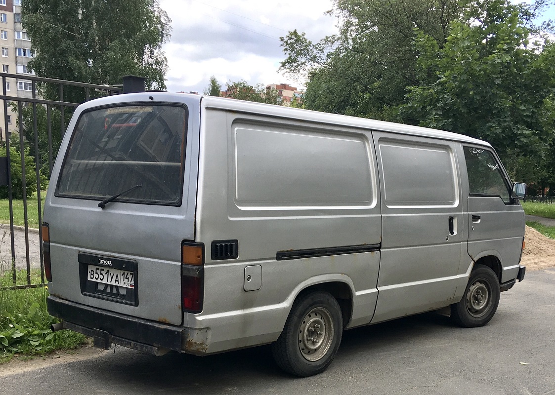 Ленинградская область, № В 551 УА 147 — Toyota Hiace (H50/H60/H70) '82-89