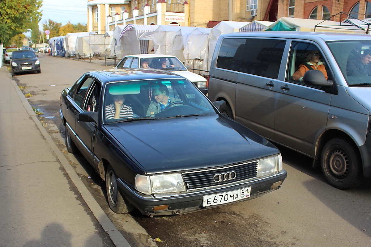 Мурманская область, № Е 670 МА 51 — Audi 100 (C3) '82-91