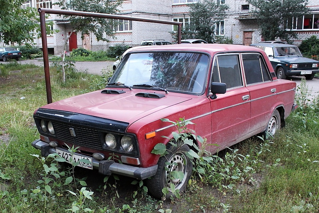 Тамбовская область, № Е 427 АА 68 — ВАЗ-2106 '75-06