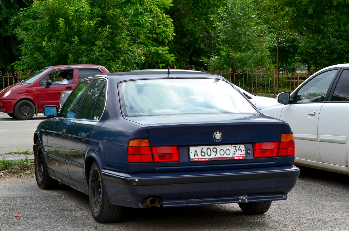 Волгоградская область, № А 609 ОО 34 — BMW 5 Series (E34) '87-96