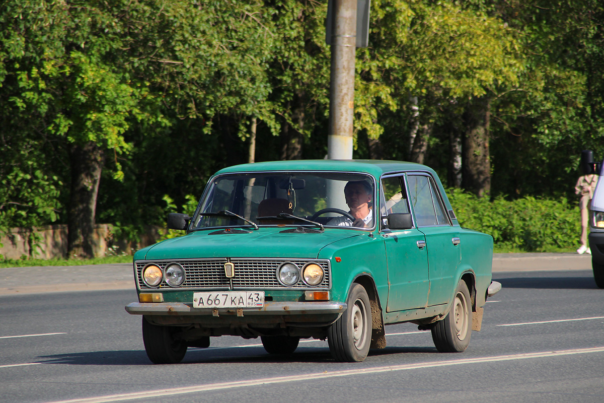 Кировская область, № А 667 КА 43 — ВАЗ-2103 '72-84