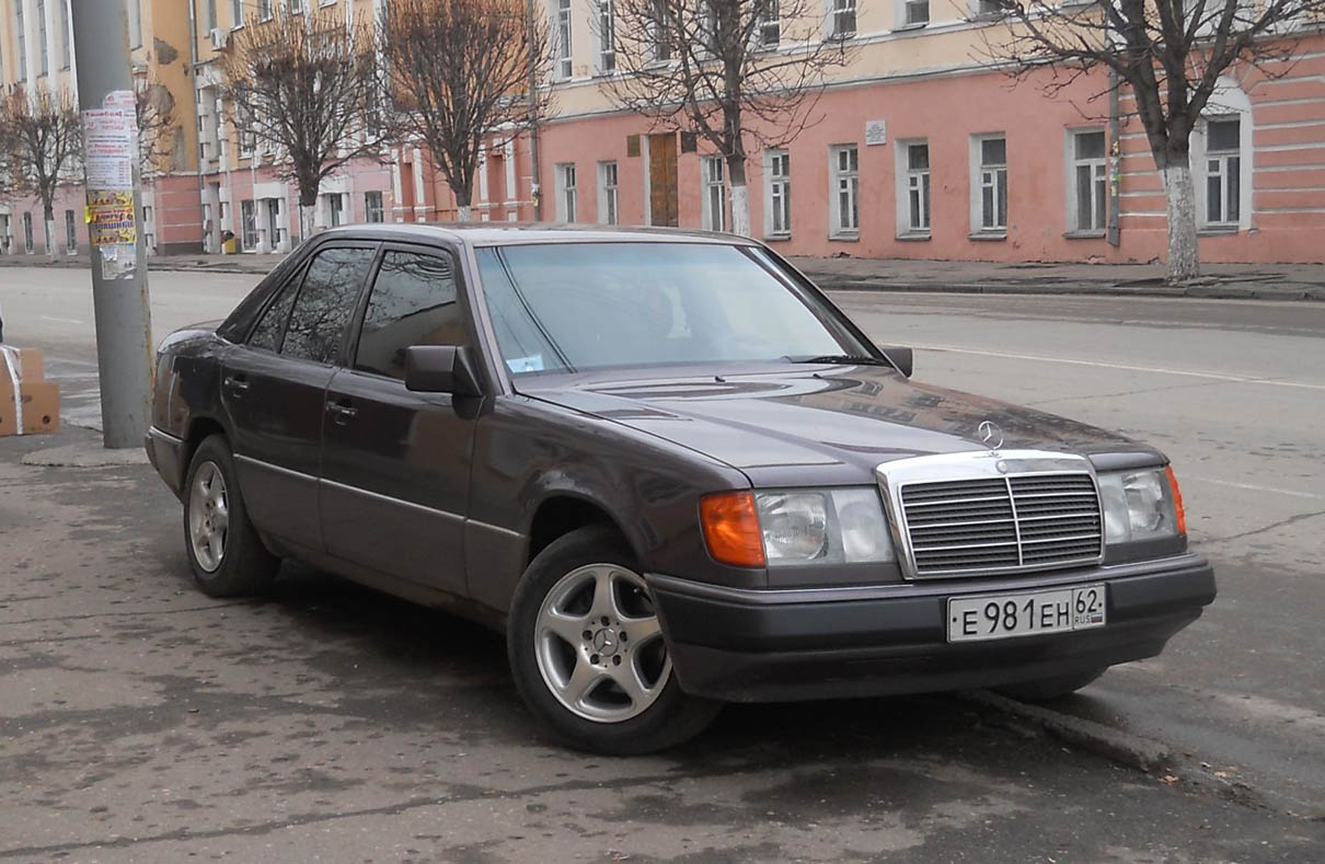 Рязанская область, № Е 981 ЕН 62 — Mercedes-Benz (W124) '84-96