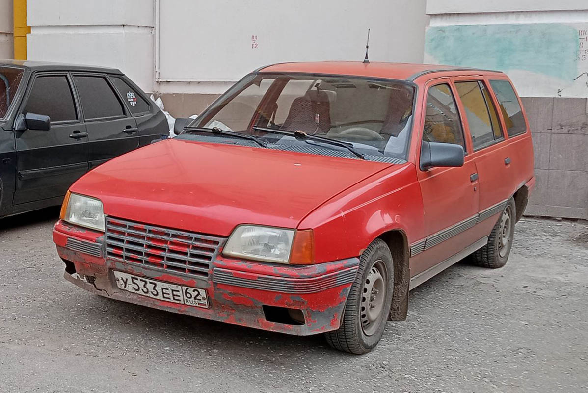 Рязанская область, № У 533 ЕЕ 62 — Opel Kadett (E) '84-95