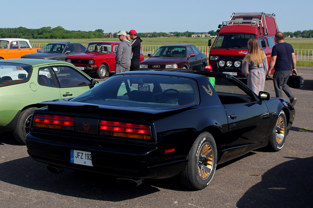 Литва, № JFZ 192 — Pontiac Firebird (3G) '82-92; Литва — Retro mugė 2023