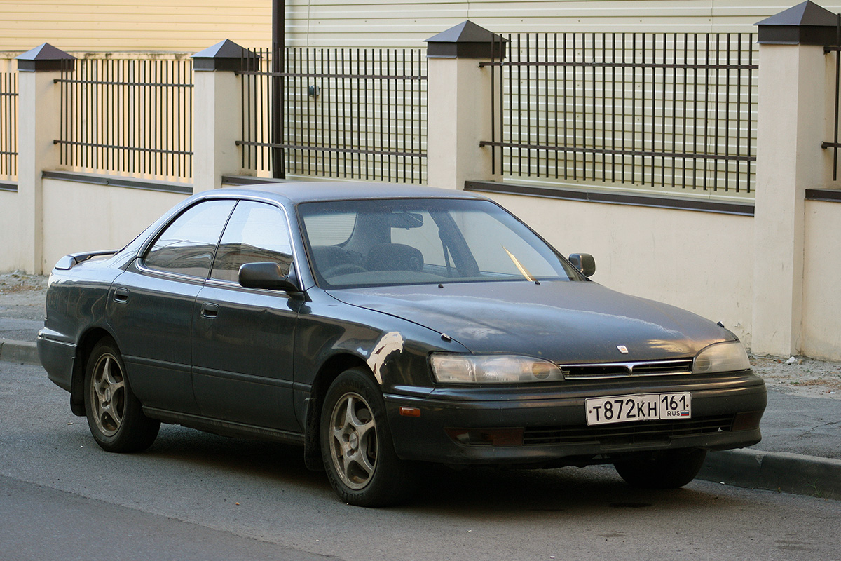 Ростовская область, № Т 872 КН 161 — Toyota Camry (V30) '90-94
