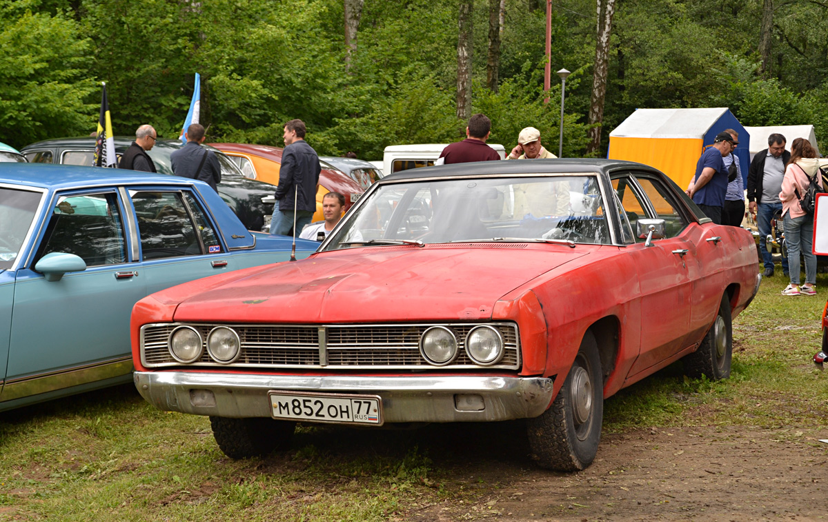 Москва, № М 852 ОН 77 — Ford Custom 500 '64-81; Калужская область — Ретро-Фест "Парковый" 2023