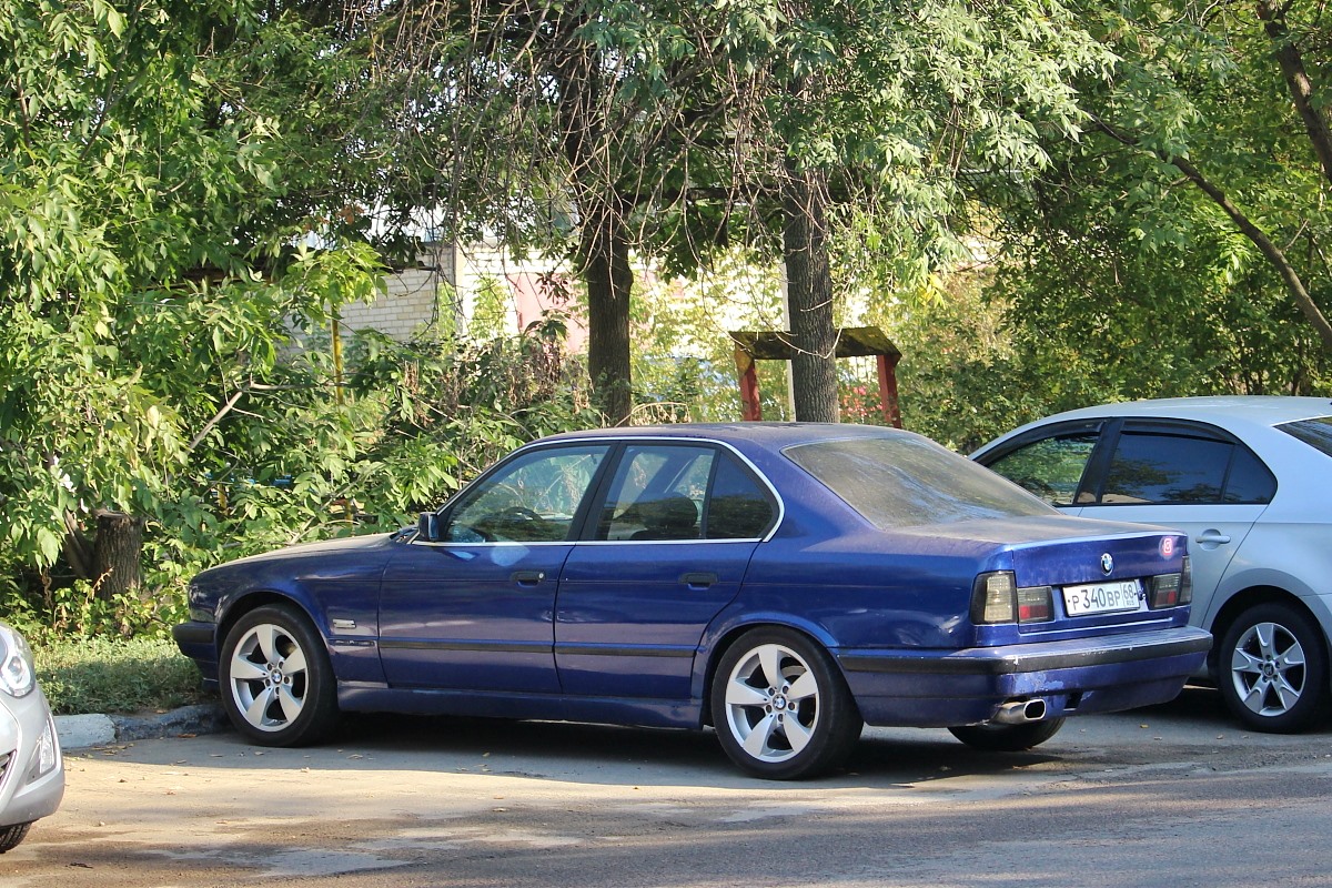 Тамбовская область, № Р 340 ВР 68 — BMW 5 Series (E34) '87-96