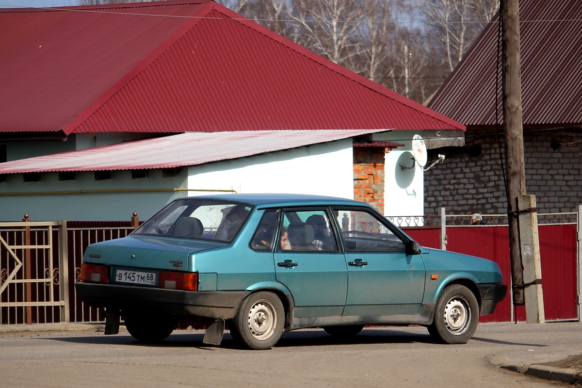 Тамбовская область, № В 145 ТМ 68 — ВАЗ-21099 '90-04