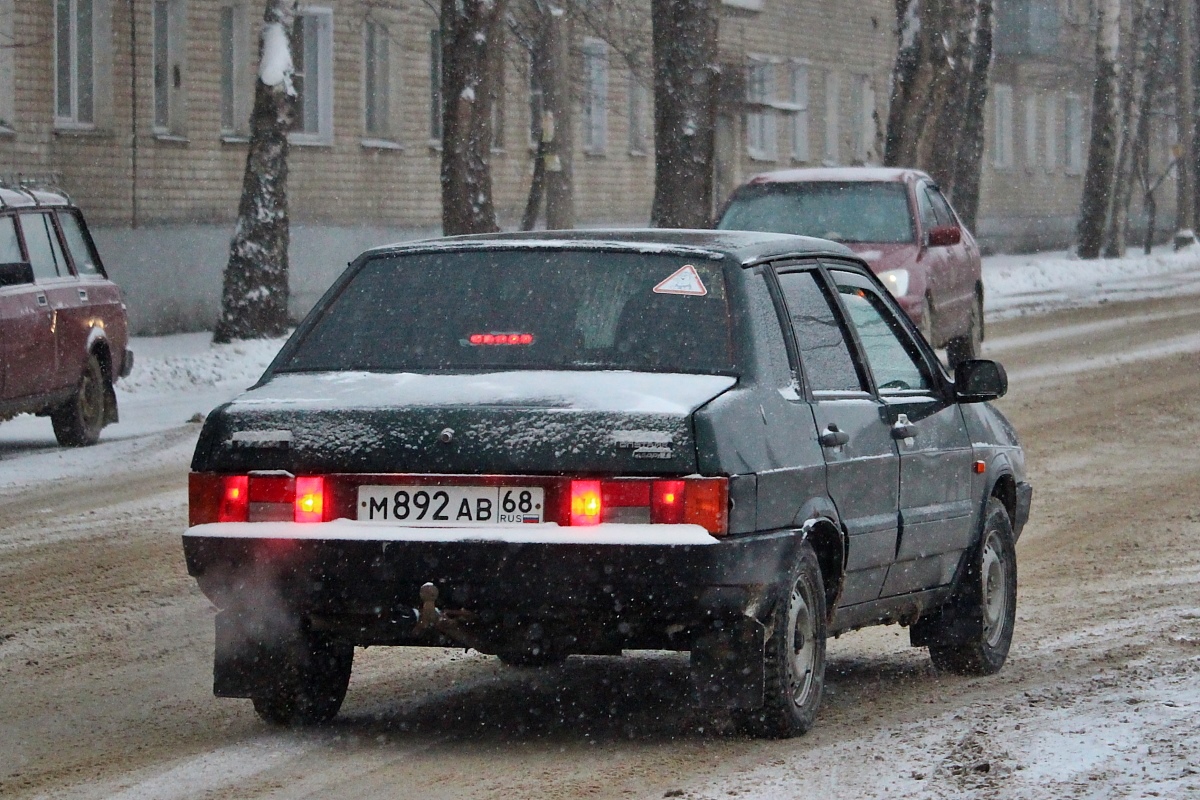 Тамбовская область, № М 892 АВ 68 — ВАЗ-21099 '90-04