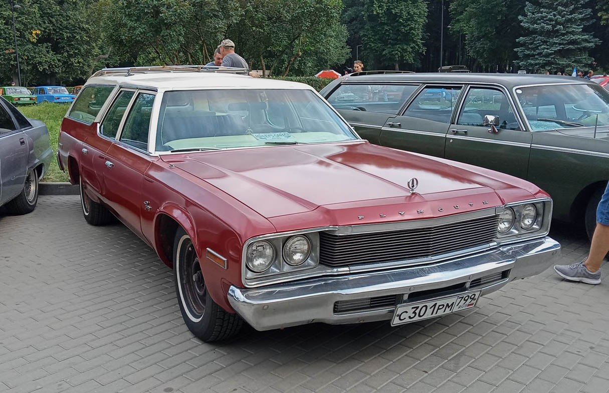 Москва, № С 301 РМ 799 — Plymouth Fury (6G) '73-74; Рязанская область — 8-й ретро-фестиваль "Машина Времени", 7 августа 2021 г.