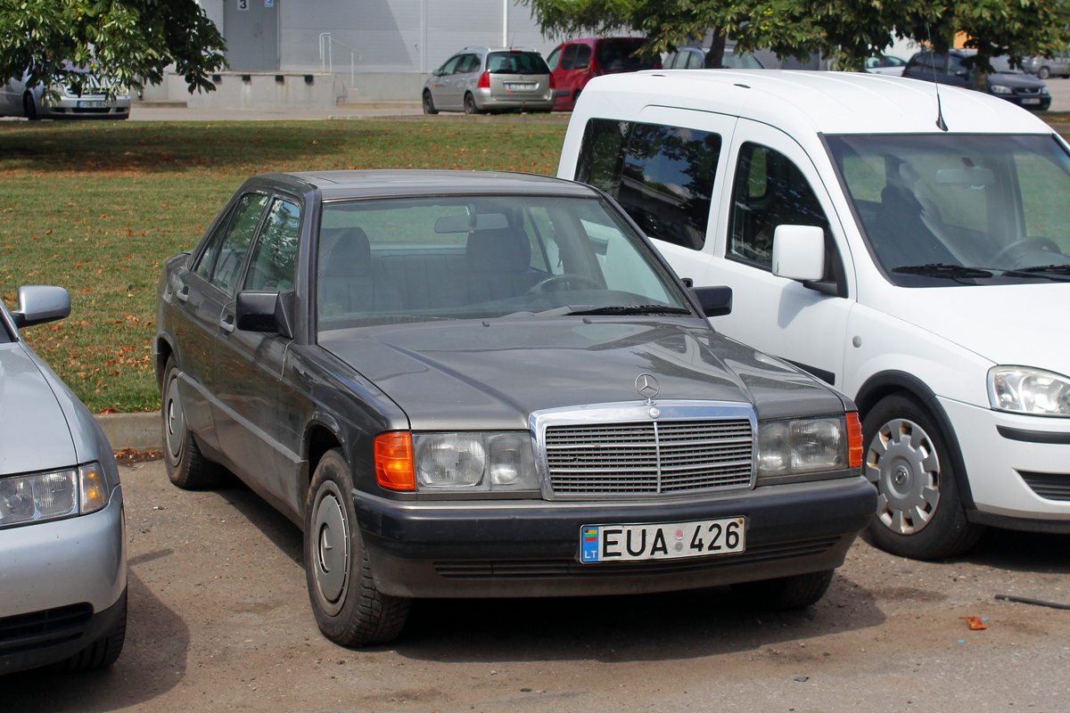 Литва, № EUA 426 — Mercedes-Benz (W201) '82-93
