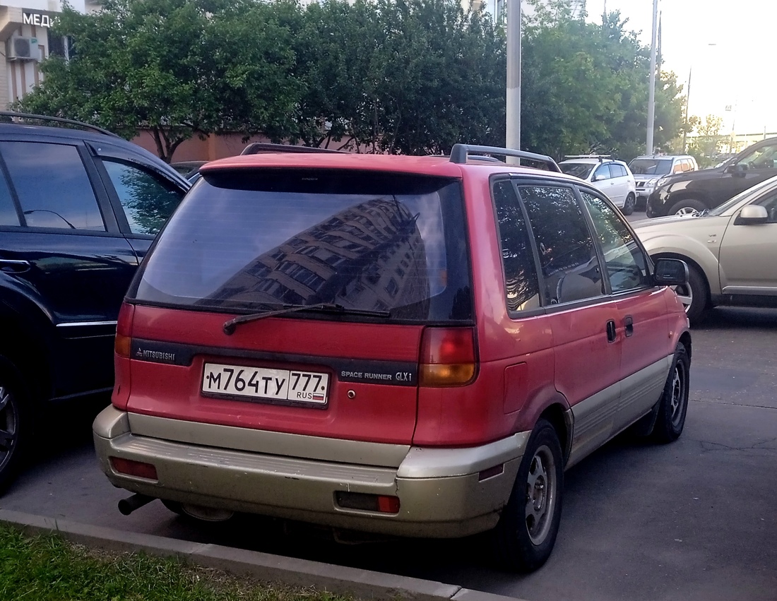 Москва, № М 764 ТУ 777 — Mitsubishi Space Runner (N10W) '91–97