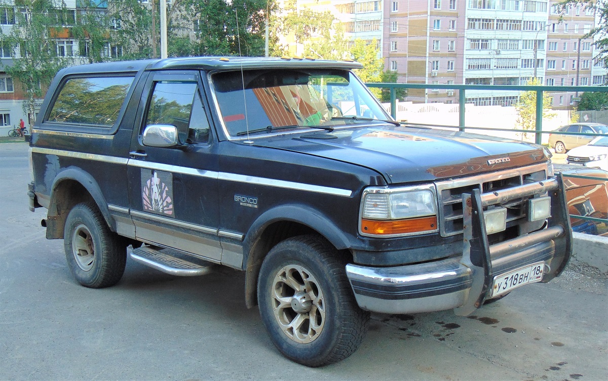 Удмуртия, № У 318 ВН 18 — Ford Bronco (5G) '92-96