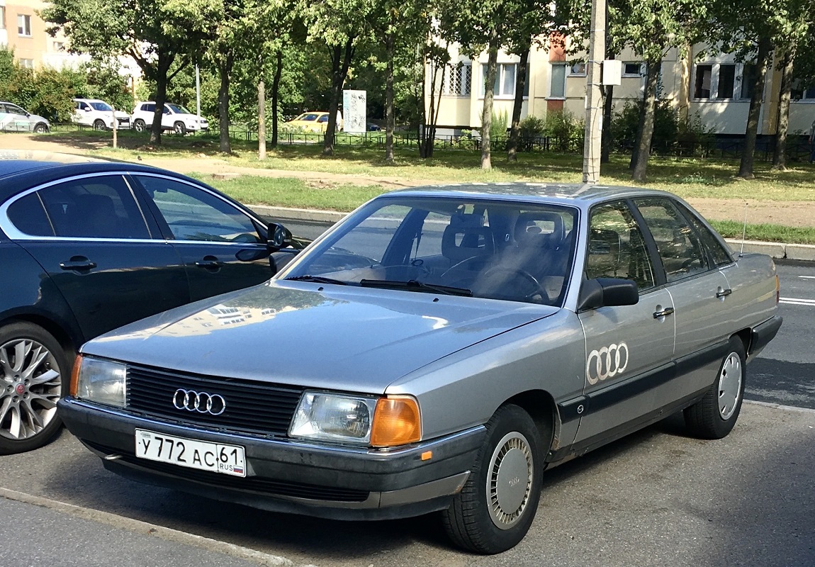 Ростовская область, № У 772 АС 61 — Audi 100 (C3) '82-91; Ростовская область — Вне региона