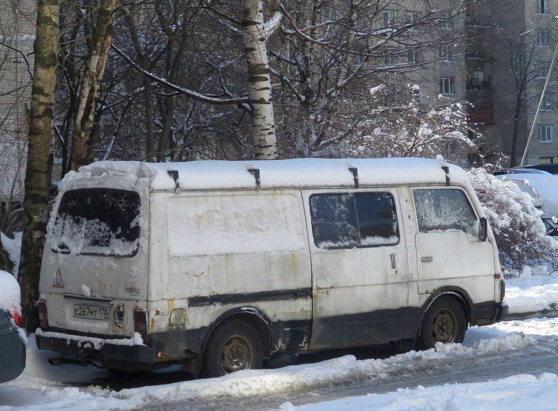 Санкт-Петербург, № С 267 МТ 178 — Datsun Urvan (E23) '80-86