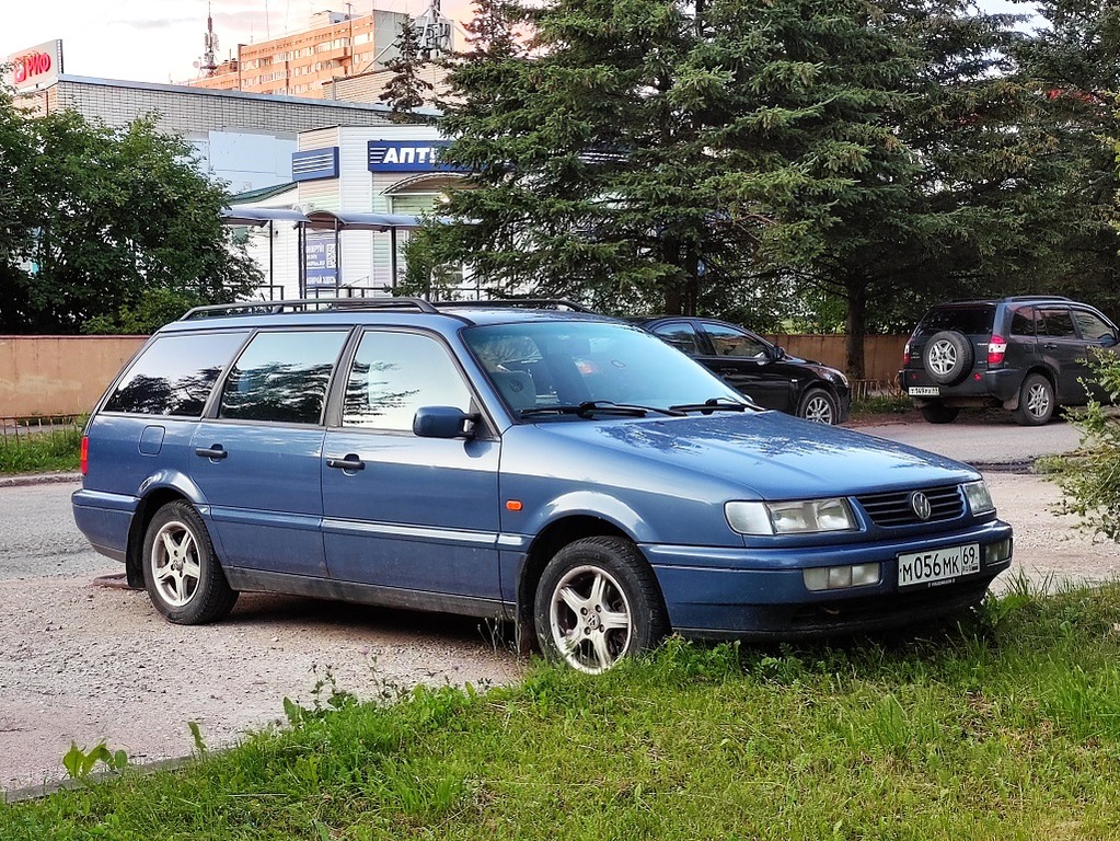 Тверская область, № М 056 МК 69 — Volkswagen Passat (B4) '93-97