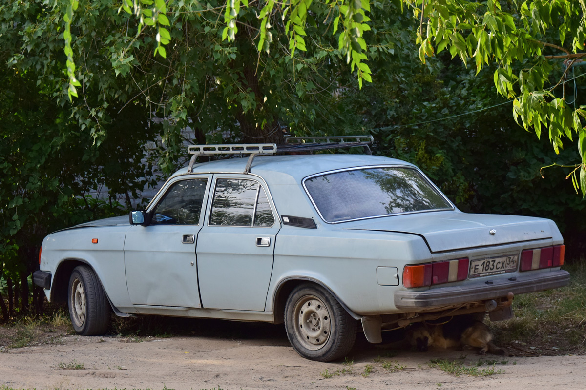 Волгоградская область, № Е 183 СХ 34 — ГАЗ-31029 '92-97