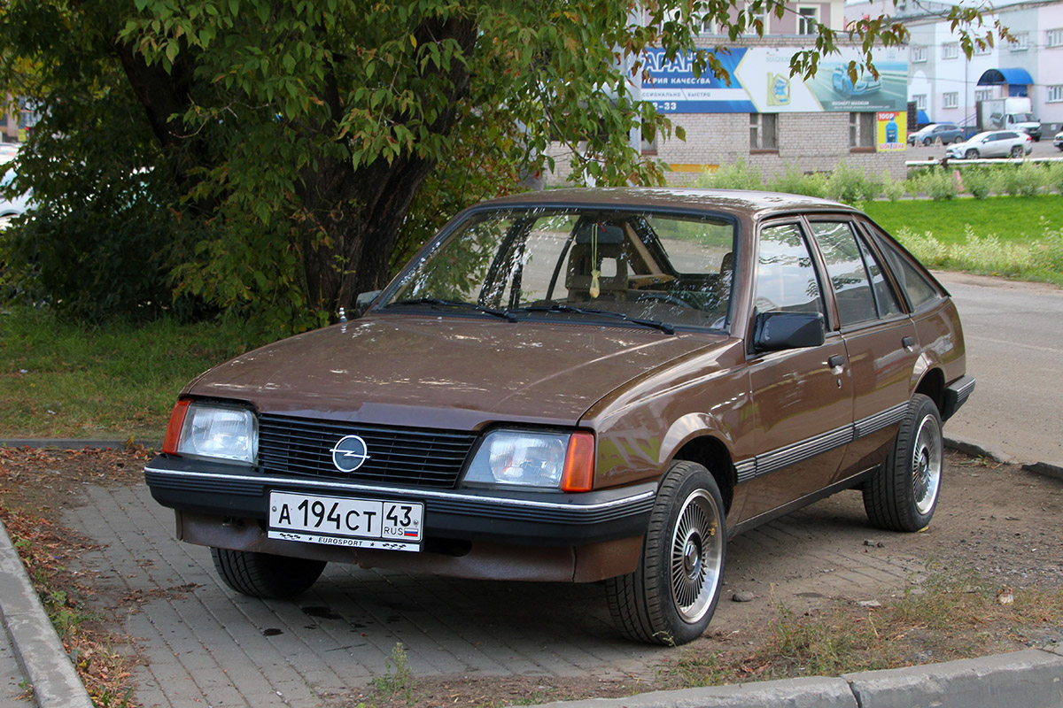 Кировская область, № А 194 СТ 43 — Opel Ascona (C) '81-88