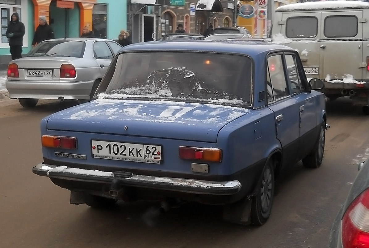 Рязанская область, № Р 102 КК 62 — ВАЗ-21013 '77-88