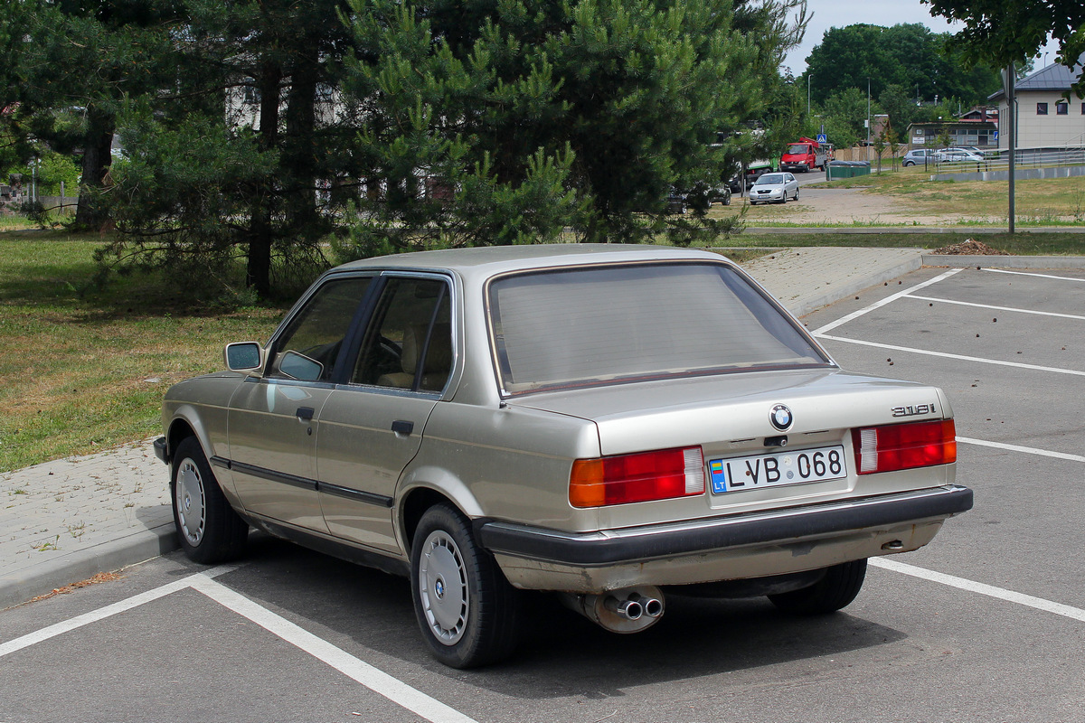 Литва, № LVB 068 — BMW 3 Series (E30) '82-94