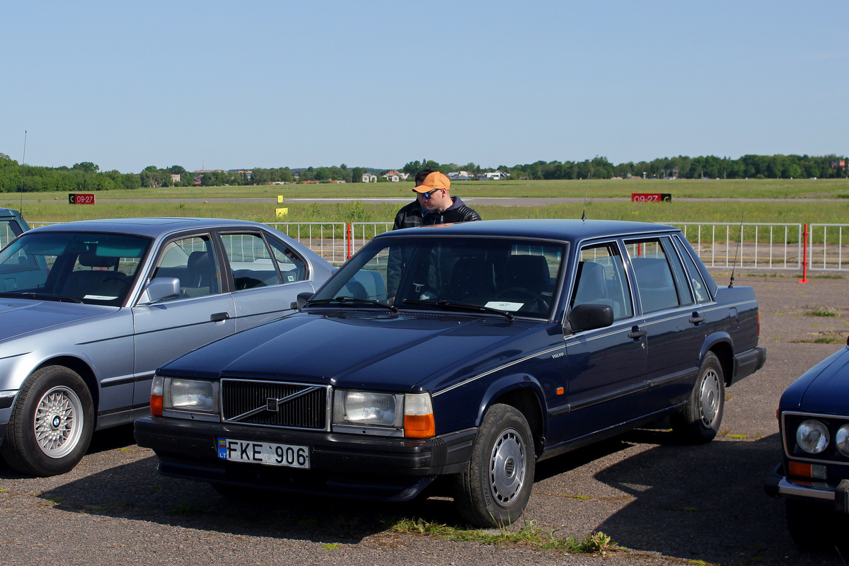 Литва, № FKE 906 — Volvo 740 '84-92; Литва — Retro mugė 2023